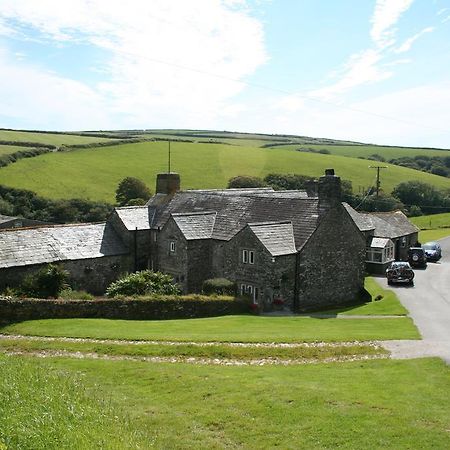 Reddivallen Farmhouse Bed & Breakfast Boscastle Exterior photo